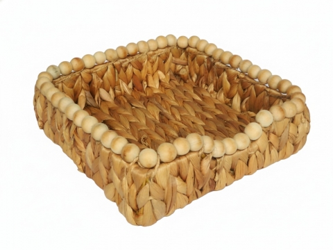 Water hyacinth napkin holder with wooden bead